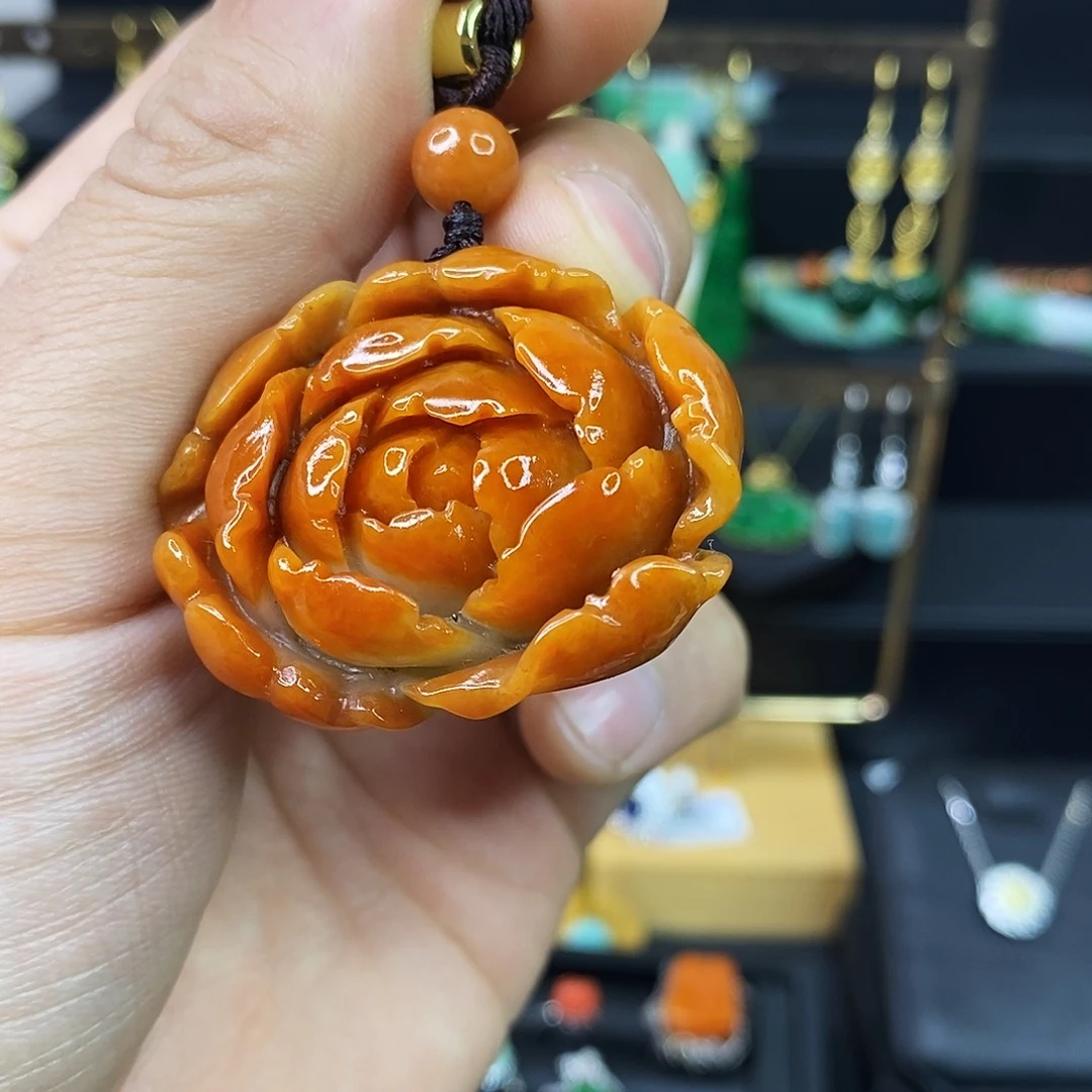 颈饰未镶嵌翡翠吊坠