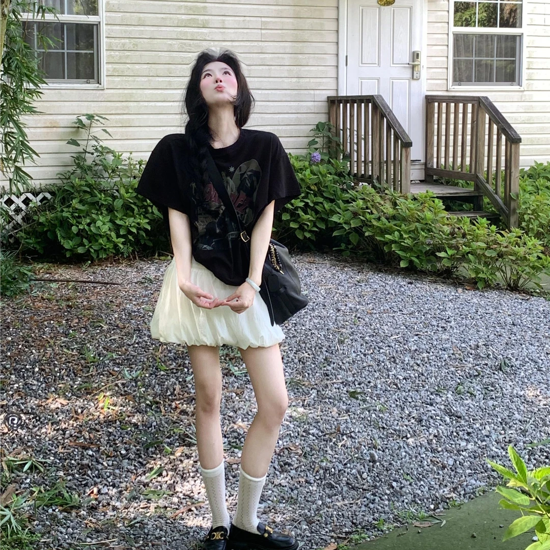 夏季新款时尚洋气衣服女休闲百搭宽松ins印花T恤上衣小众短裙套装