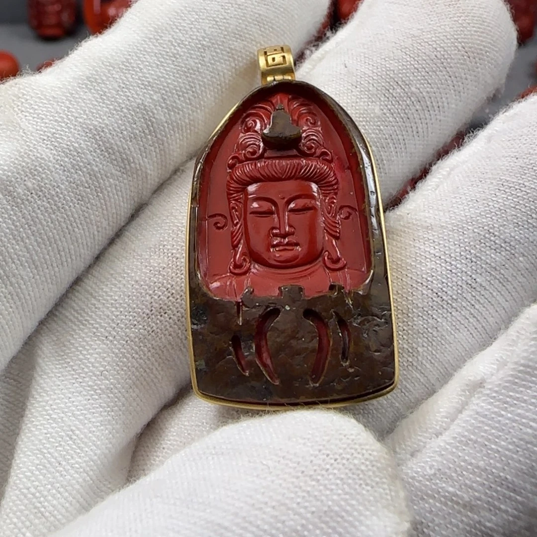 努***案南红玛瑙未镶嵌雕件