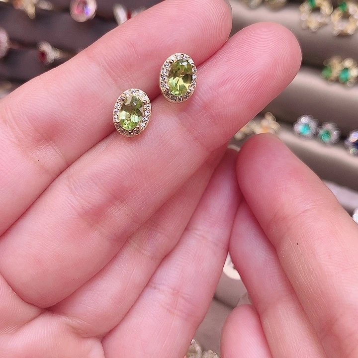 银S925镶嵌耳饰橄榄石