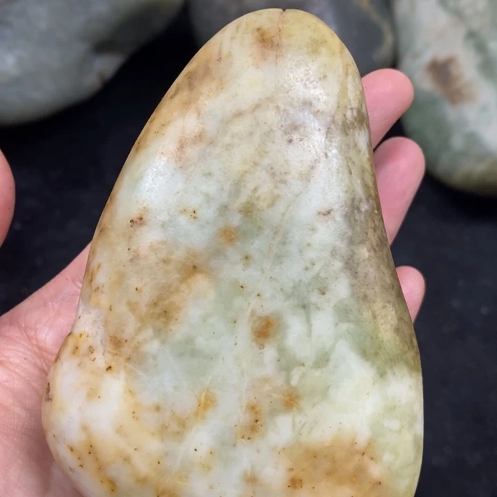 未镶嵌和田玉（糖玉）挂件