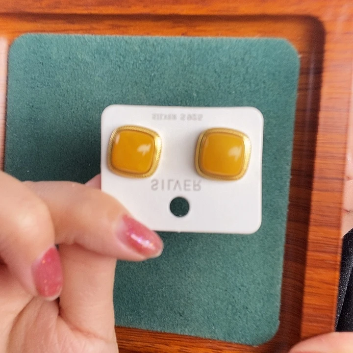 蜜蜡银S925镶嵌耳饰耳钉