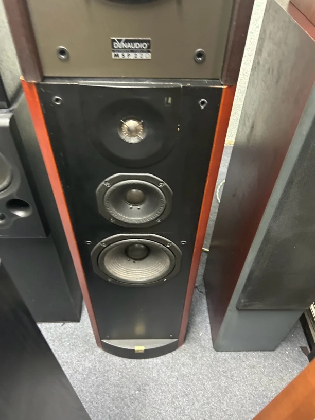 J B80 落地音响一对不包邮