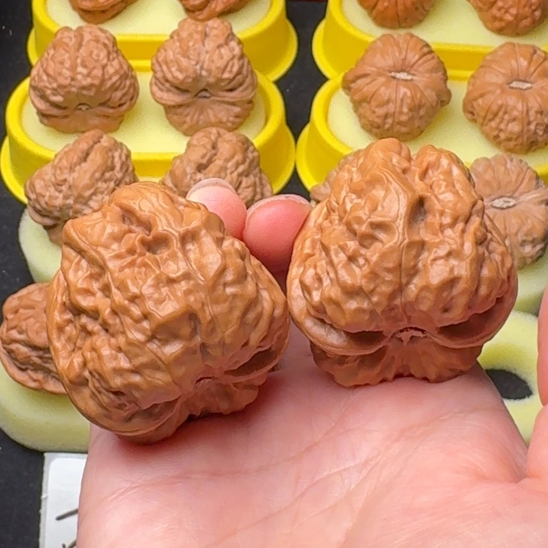 文玩核桃精品蛤蟆40