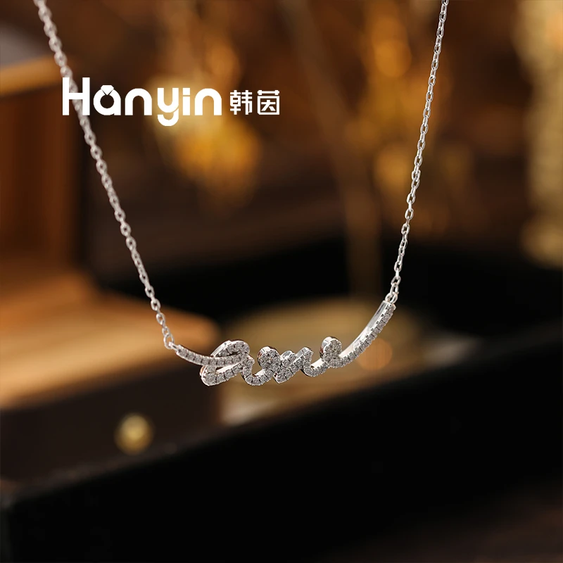 铜合金项链 韩版气质满镶字母love微笑项链时尚百搭高级感AAA