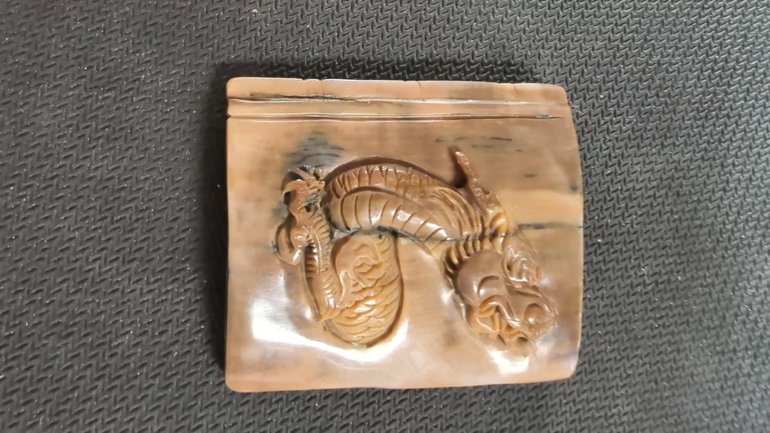 猛犸约18.7克雕刻件BC294