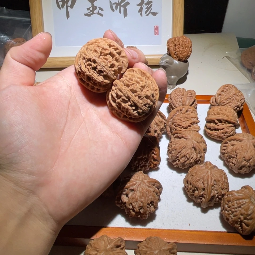包***师把件文玩核桃40全品苹果园