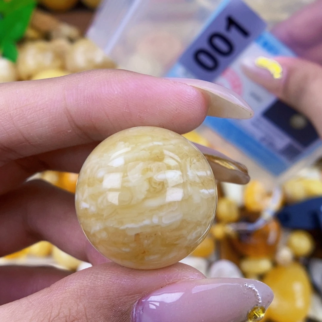 琥珀未镶嵌珠宝奇石25.2 粉
