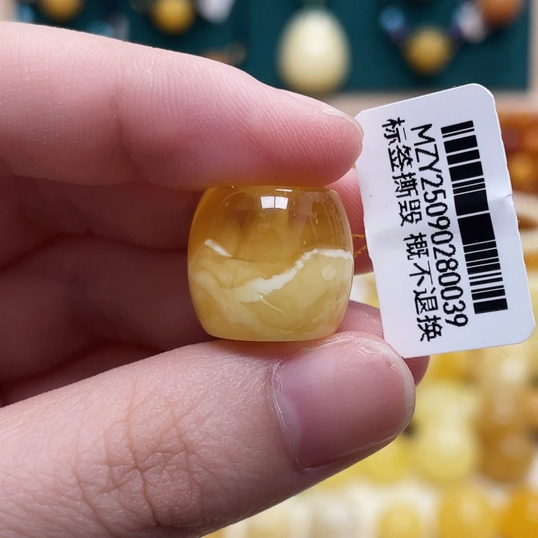 蜜蜡未镶嵌珠宝奇石16.5*14.7mm金白花墩子 瑕