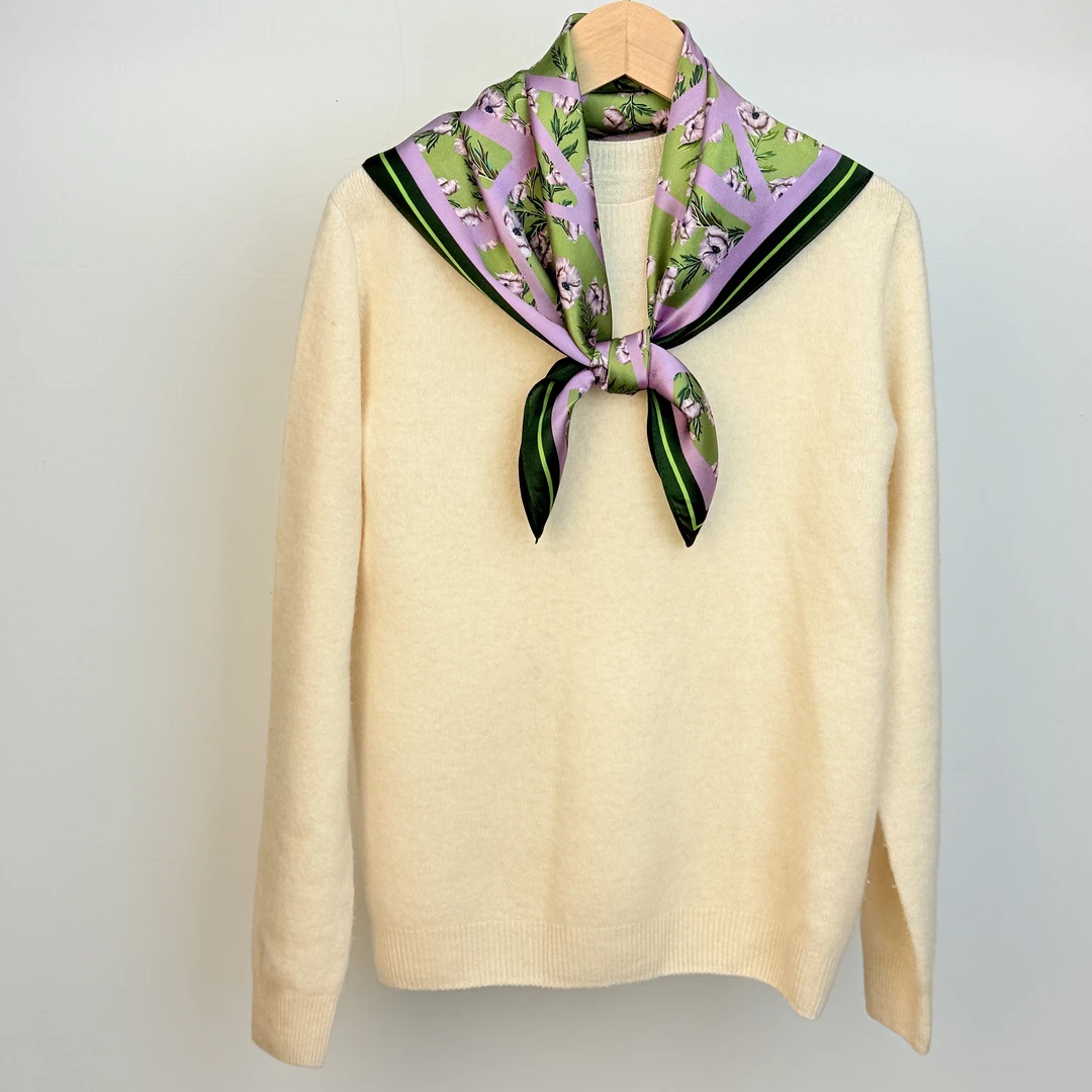 100%桑蚕丝围巾紫罗兰披肩百搭小方巾65*65cm