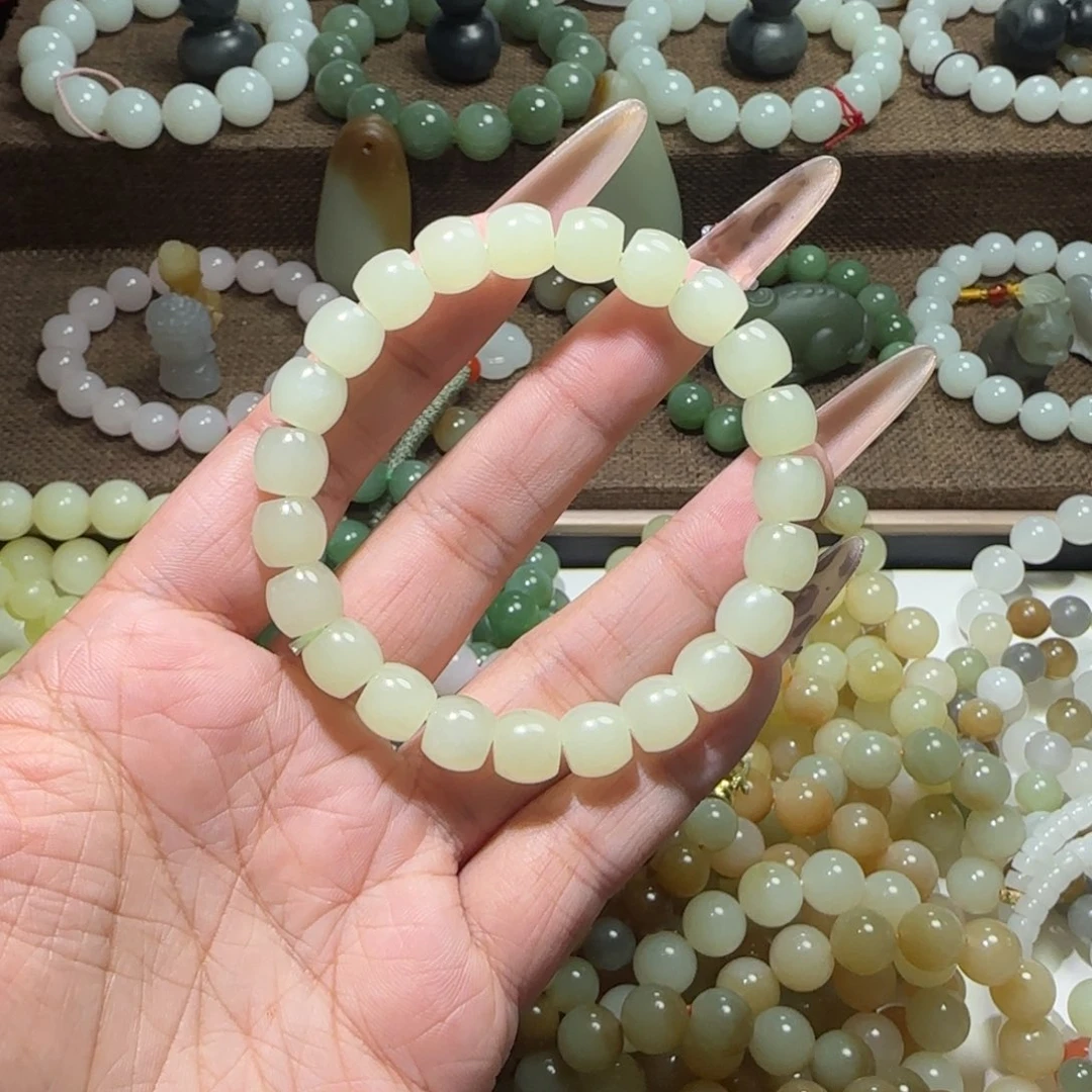 和田玉未镶嵌手链