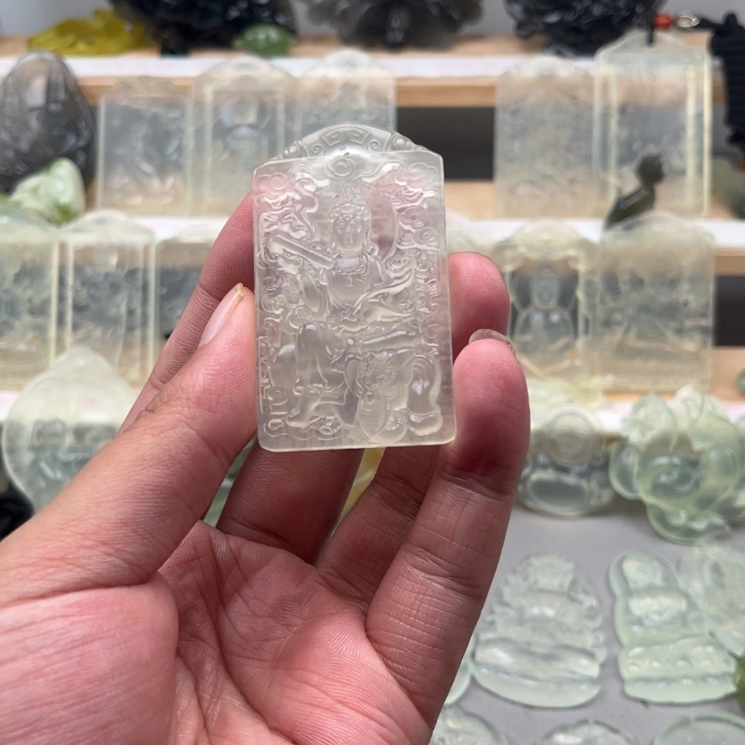 未镶嵌蛇纹石玉颈饰小*?