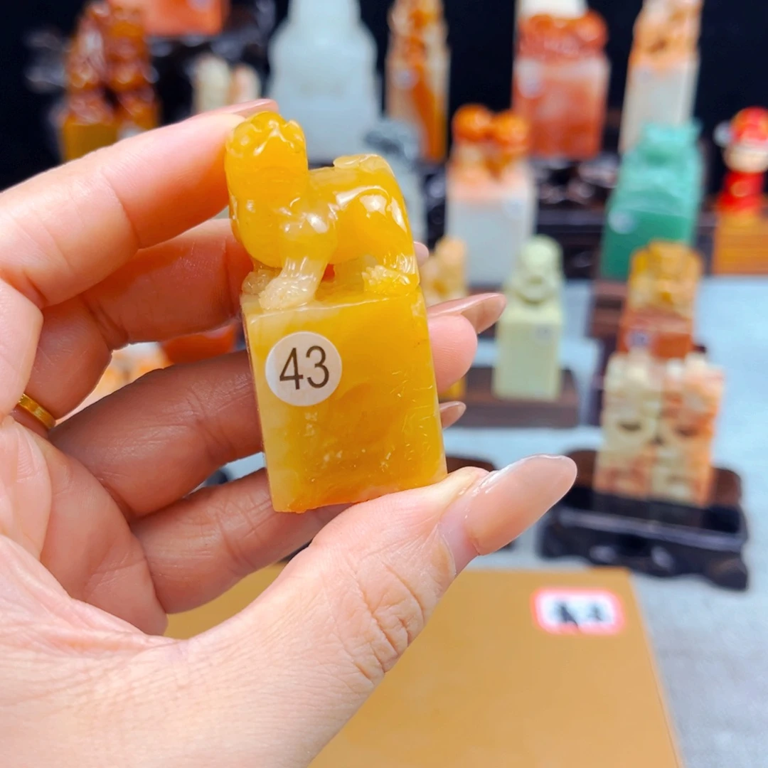 明***月寿山石闪购商品瑕疵料