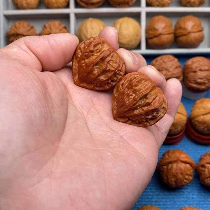 把件文玩核桃红桃A