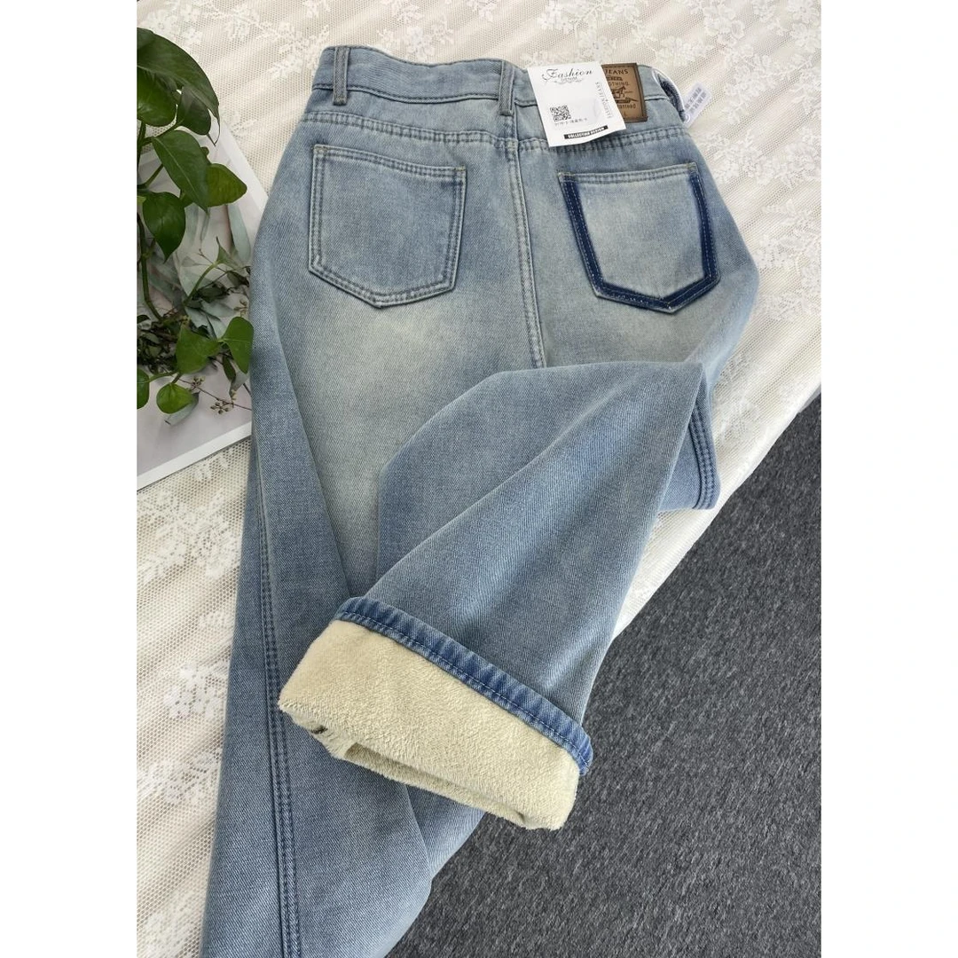 浅蓝色加绒牛仔裤女秋冬新款高腰显瘦直筒裤子宽松窄版阔腿长裤潮