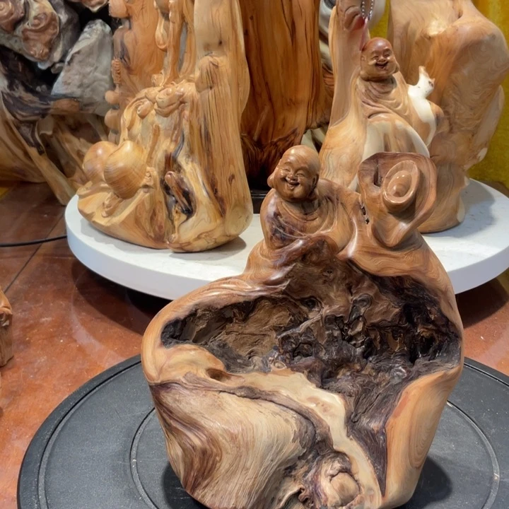 柏木（崖柏）崖柏   弥勒