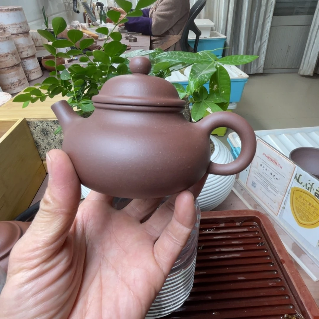 紫砂茶壶容天天青