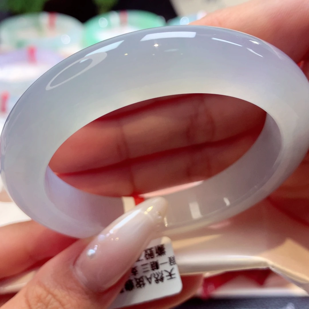 未镶嵌手镯翡翠白月光33号66（微瑕捡漏）