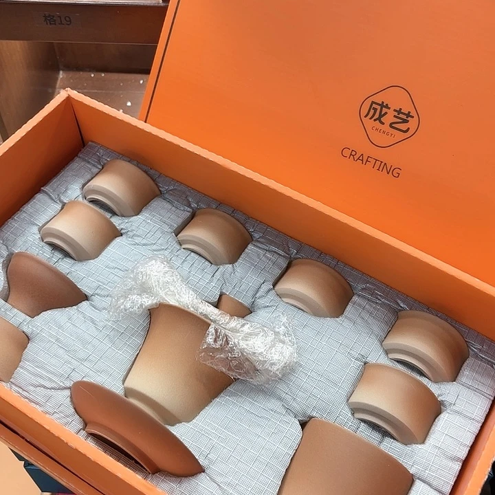 孤品茶具套装等。