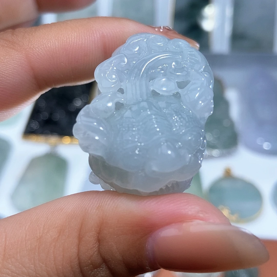 翡翠吊坠(不含链)未镶嵌