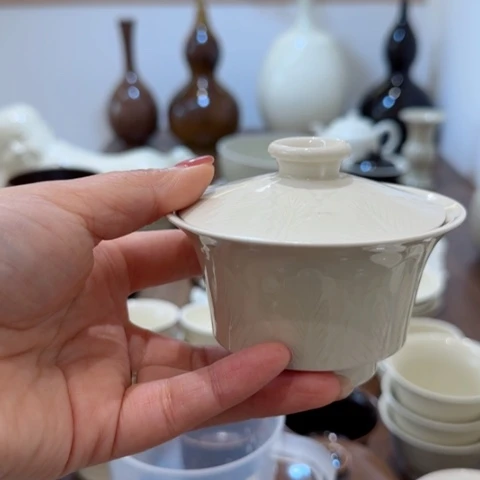 快****y微瑕盖碗不退不换了