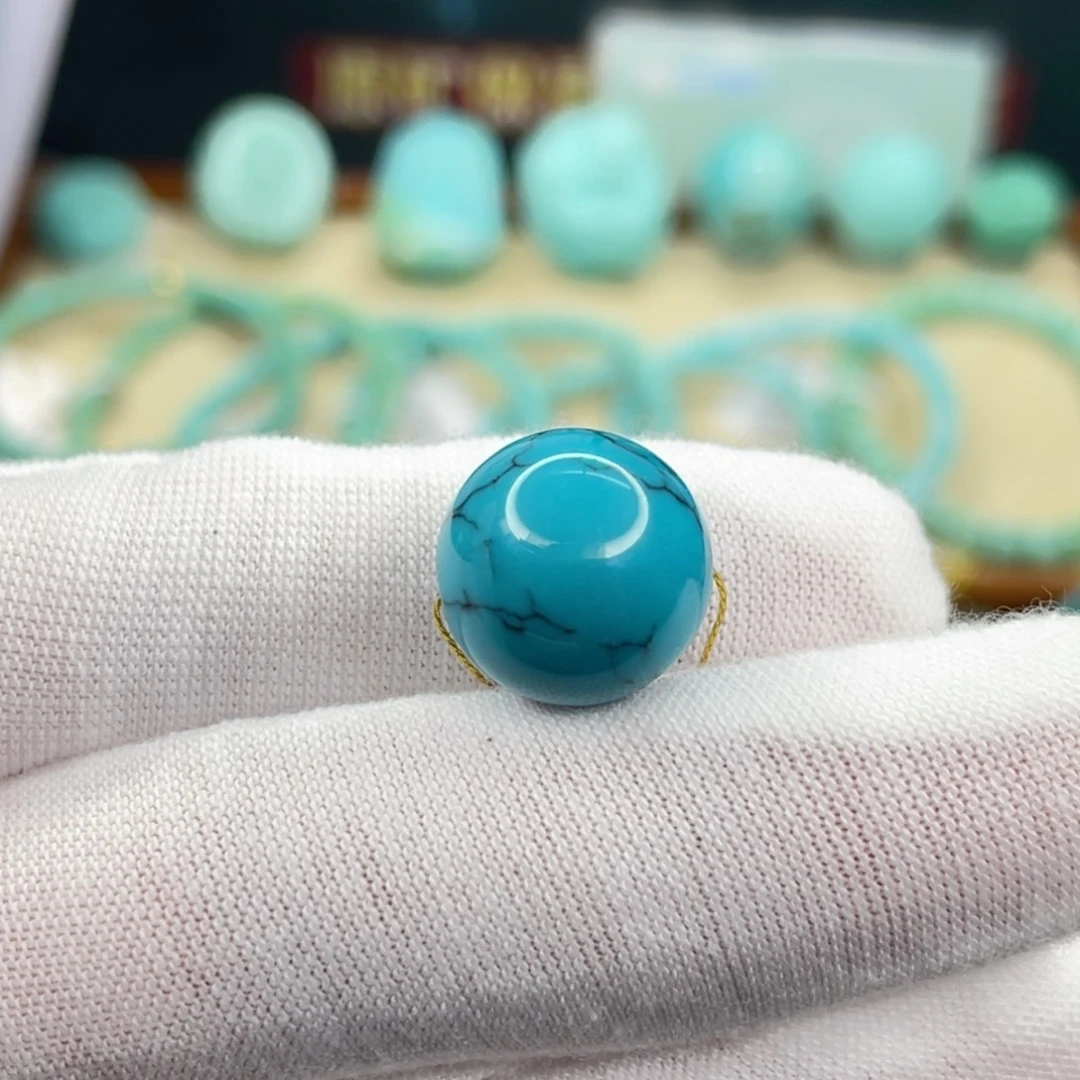 绿松石未镶嵌挂件