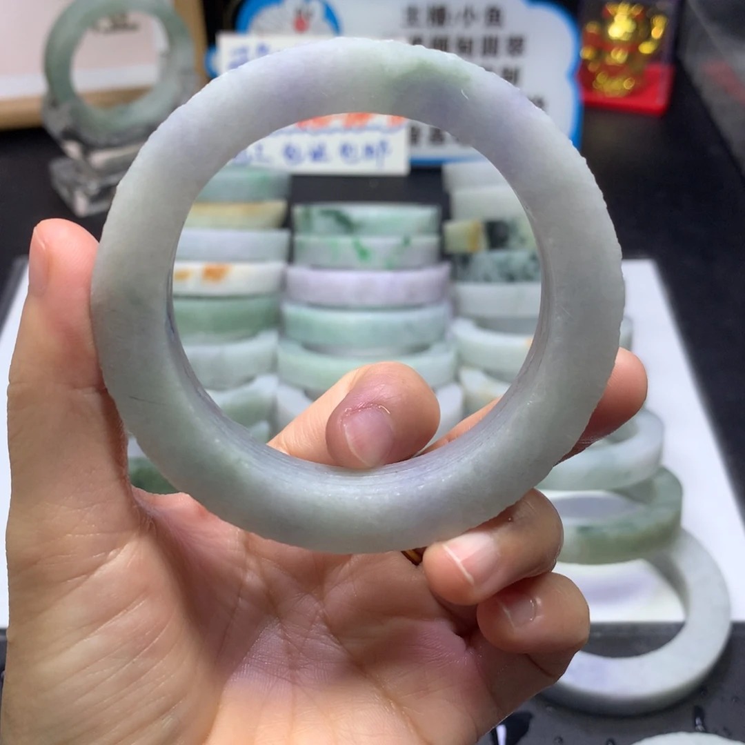 定制翡翠手镯未镶嵌李****)
