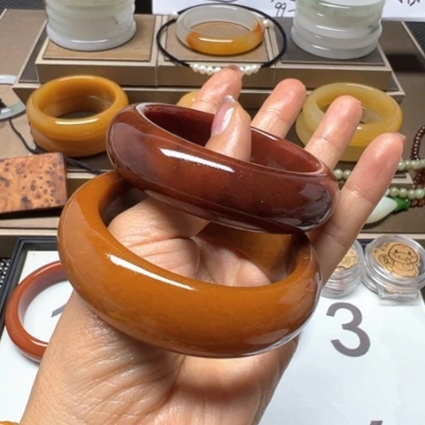 石英质玉（黄龙玉）未镶嵌手镯