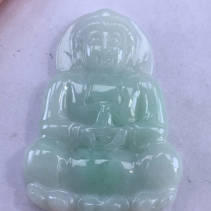 颈饰未镶嵌翡翠观音