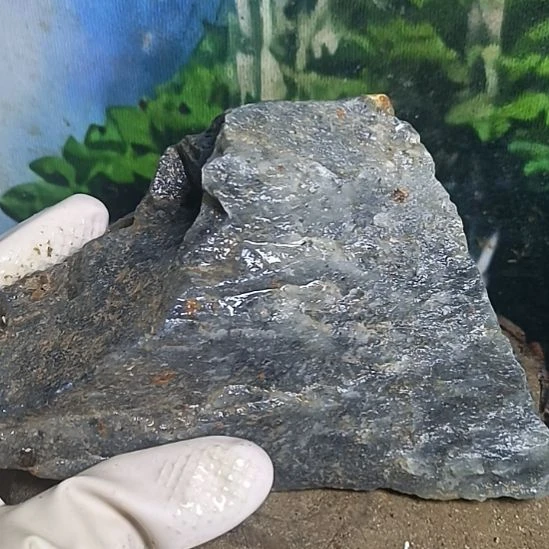 蛇纹石玉未镶嵌珠宝奇石