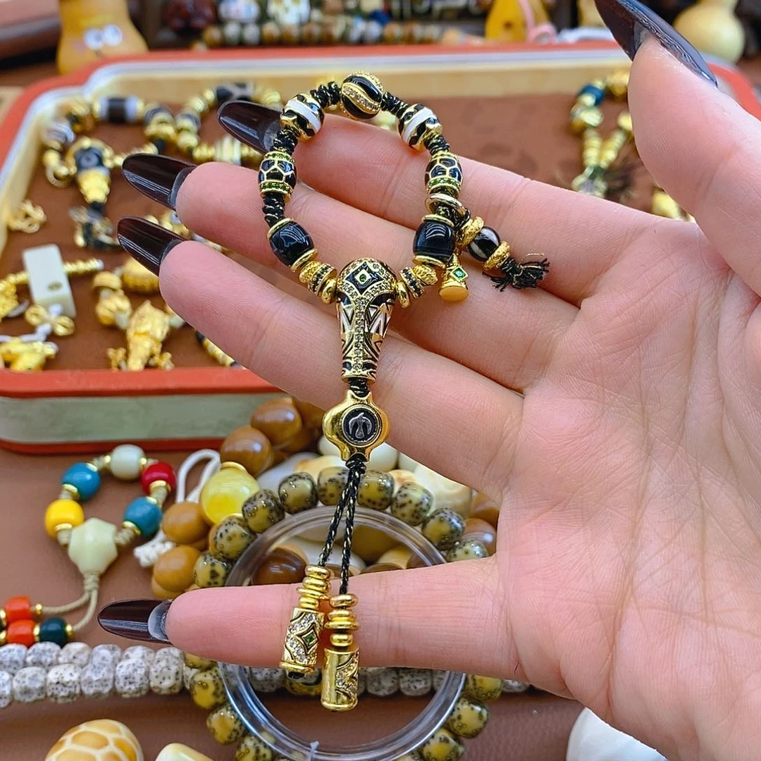 铜铁合金类黑金小版