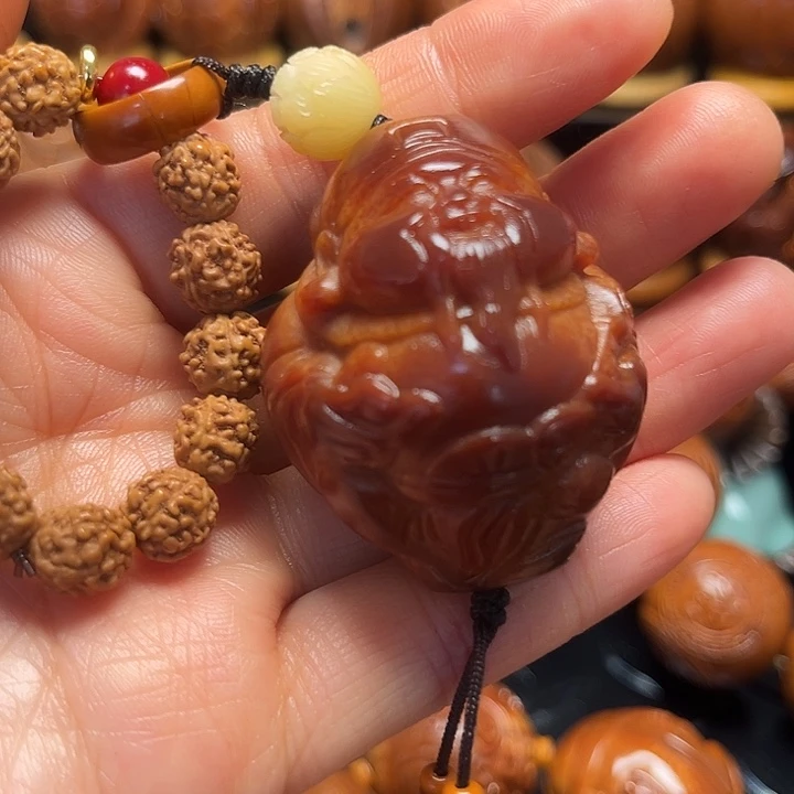 橄榄核手串/手链一个财神