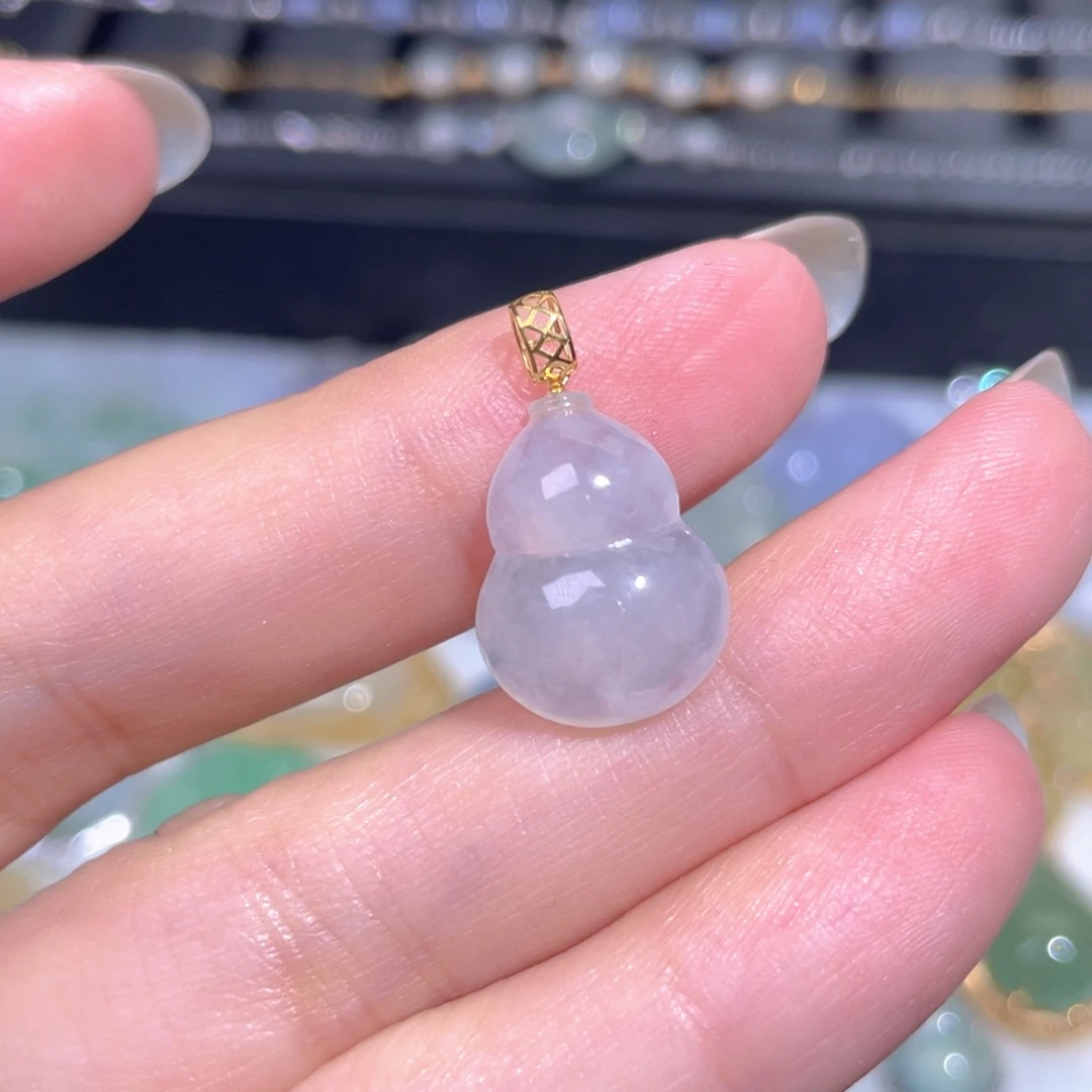 颈饰18K金镶嵌翡翠翡翠