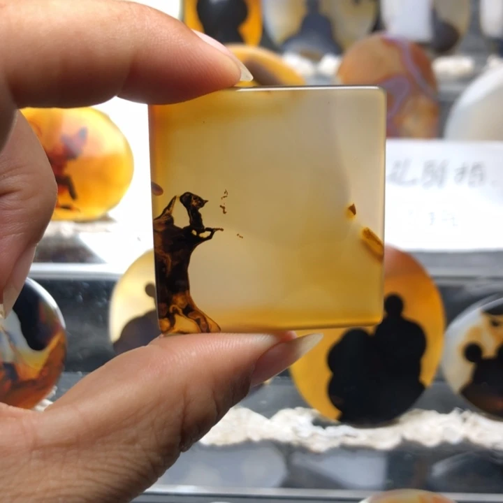 合金玛瑙/玉髓珠宝奇石40