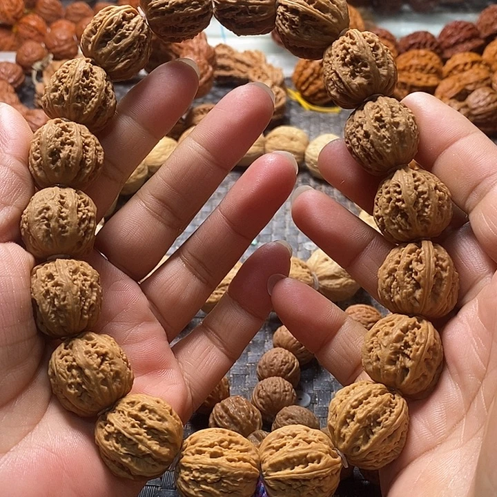 吊坠文玩核桃八棱