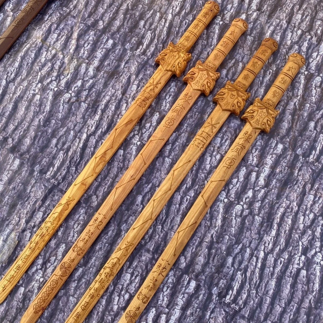 桃木枣木三清剑雕刻祈福道家一体设计