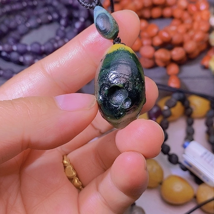 未镶嵌玛瑙/玉髓珠宝奇石是**呀