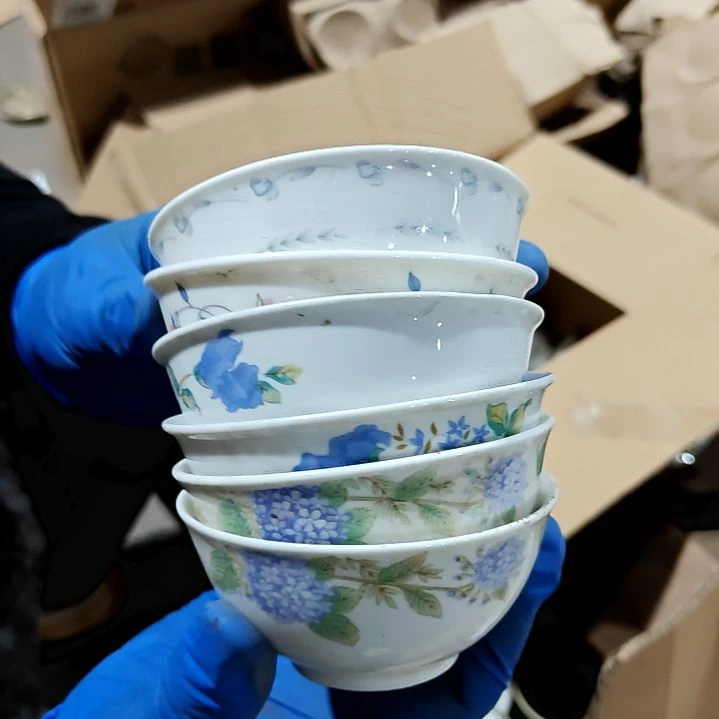 陶瓷盘子碗啥都有