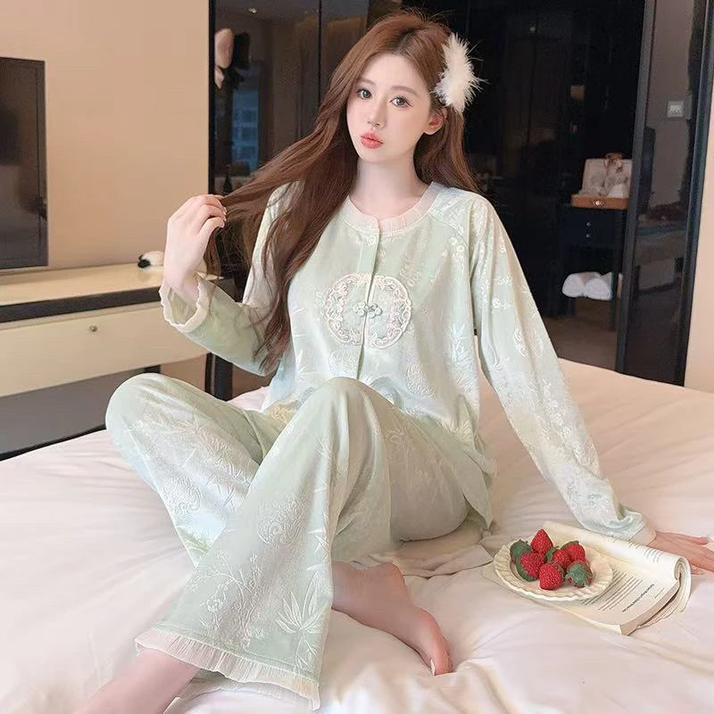 新中式国风女士夏季睡衣套装秋冬季金丝绒压花长袖高档女睡衣家居