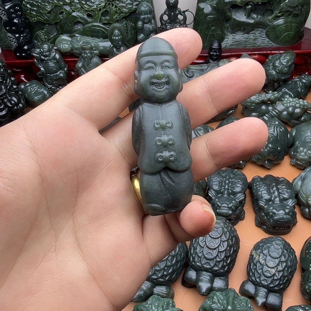 和田玉未镶嵌挂件