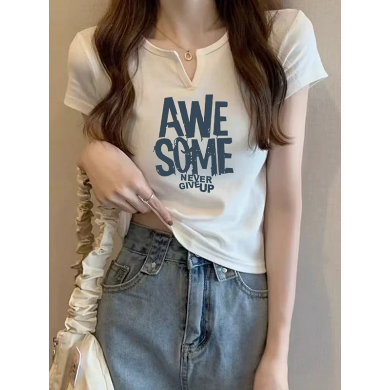 2025新款夏季独特设计感显瘦白色短袖正肩t恤女短款辣妹v领上衣