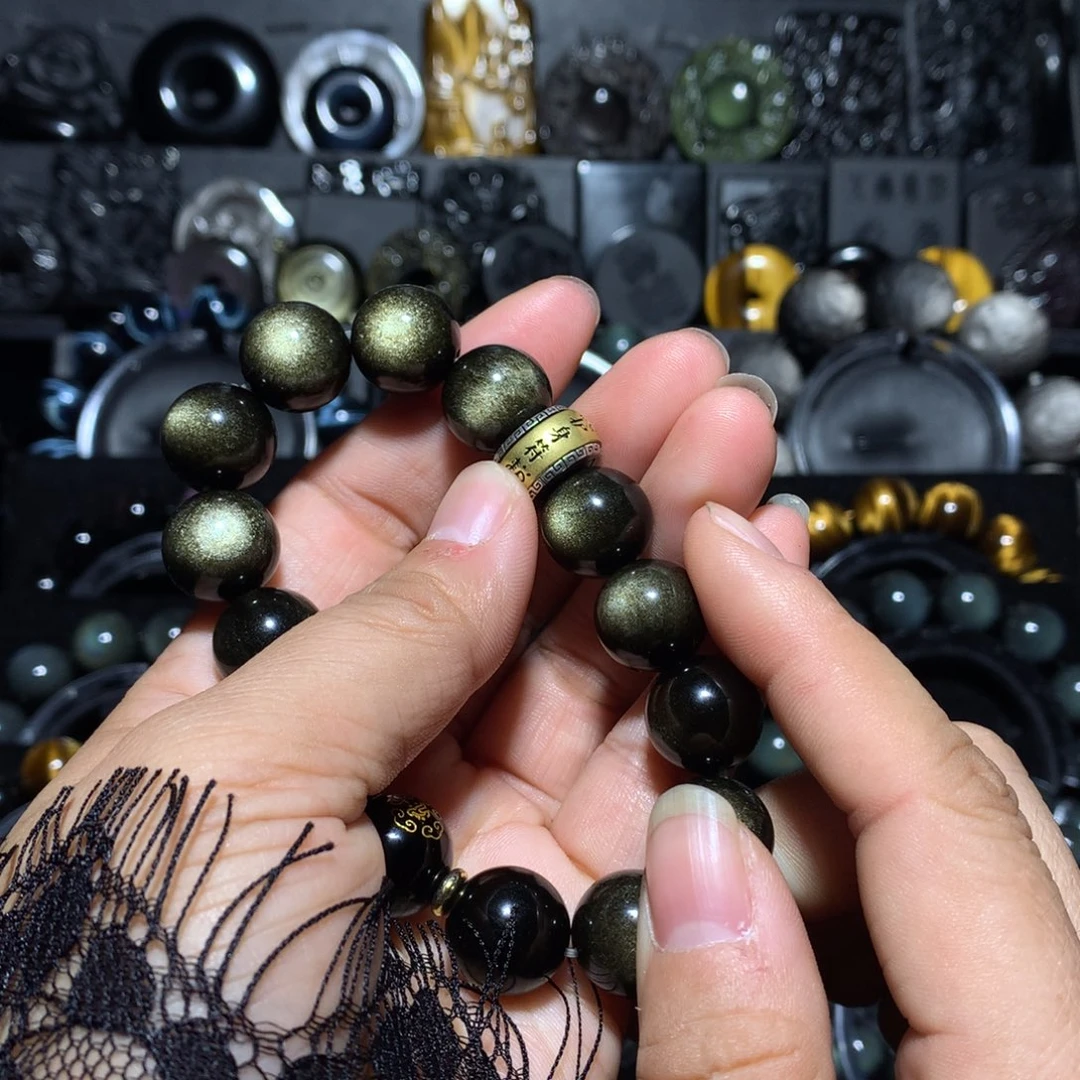 红***师黑曜岩未镶嵌珠宝奇石