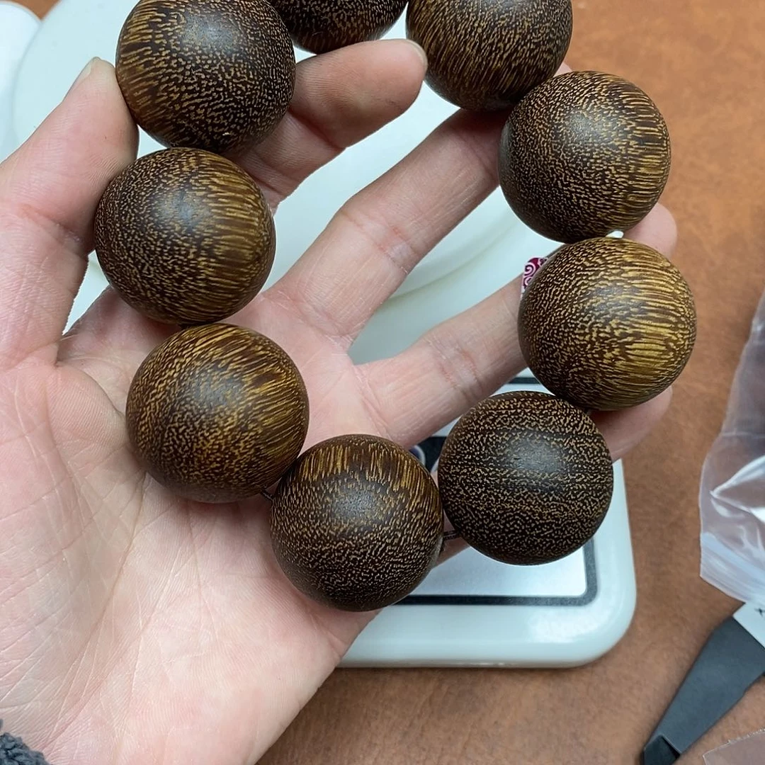 沉香沉香香囊虫漏