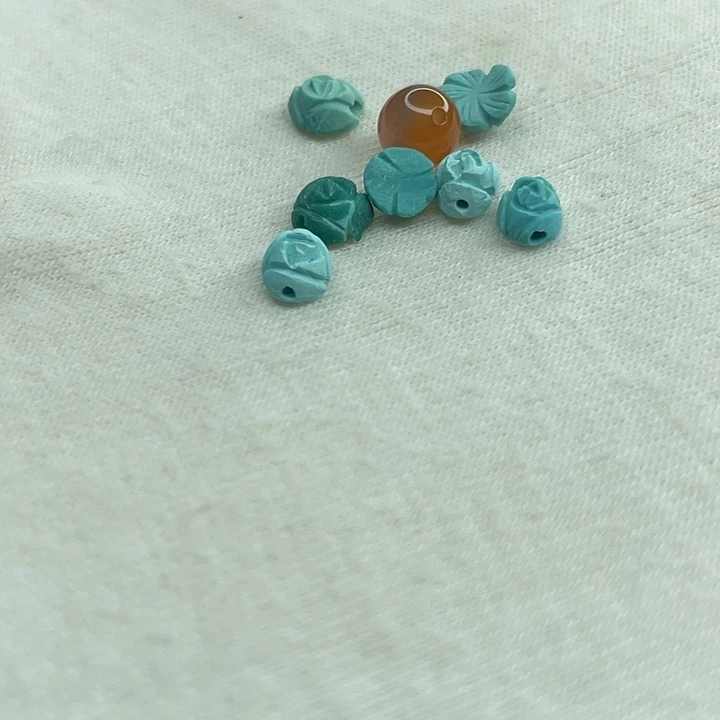 未镶嵌南红玛瑙珠宝奇石