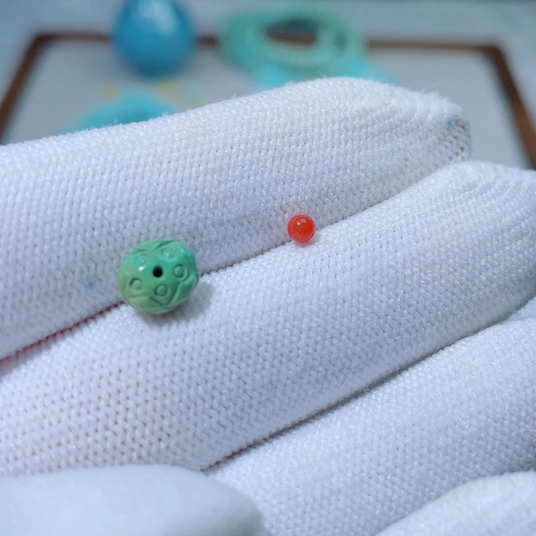 南红玛瑙未镶嵌珠宝奇石