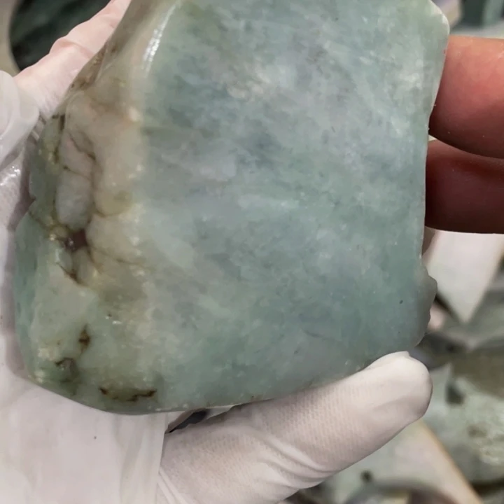 翡翠吊坠(不含链)未镶嵌天然翡翠边角料