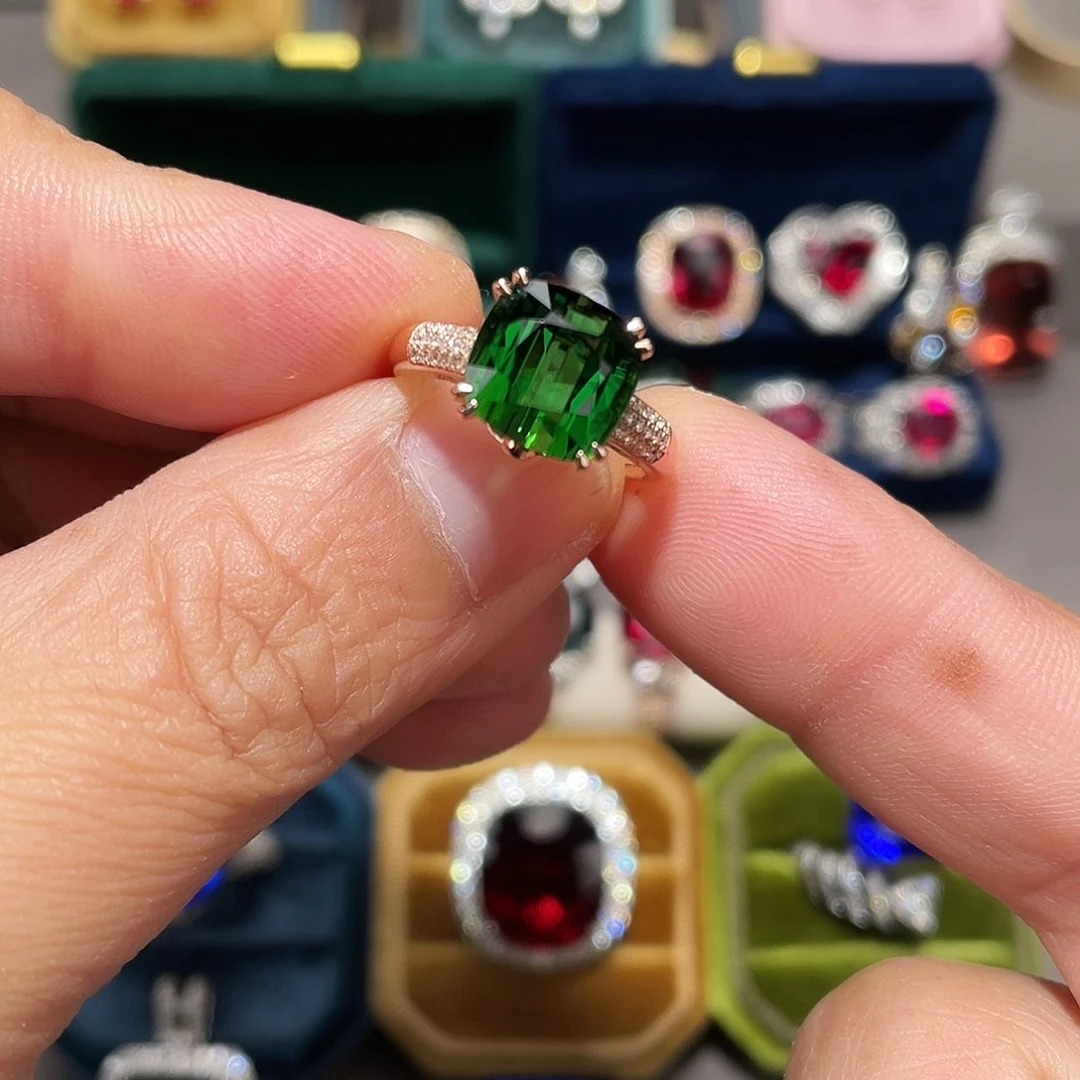 碧玺18K金镶嵌戒指5.2ct