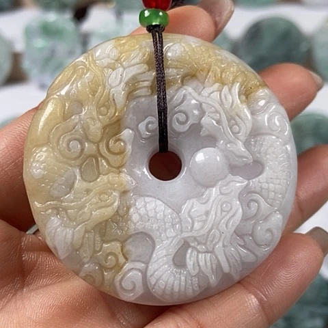 翡翠颈饰未镶嵌九龙扣两面工福利洒黄翡福利