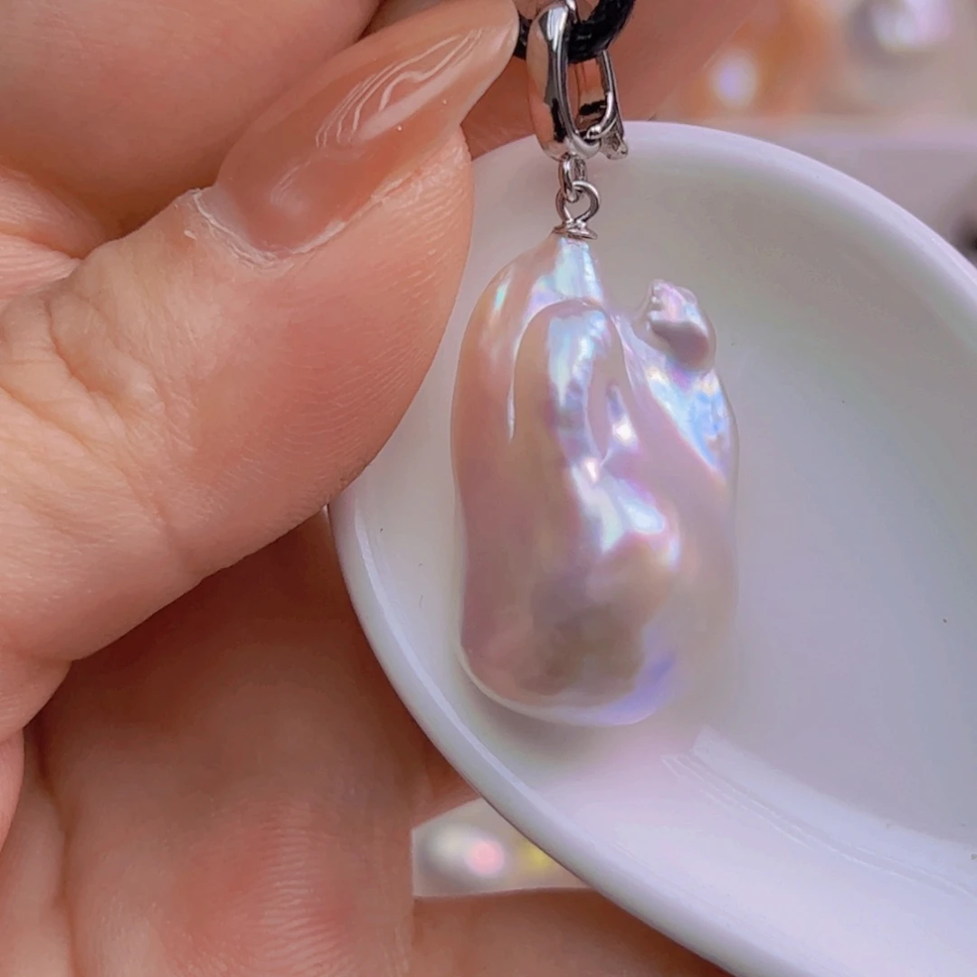 淡水珍珠未镶嵌吊坠(赠链)