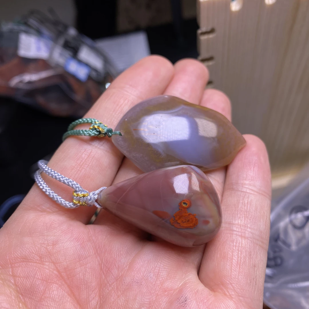 战国红玛瑙挂件毛衣链